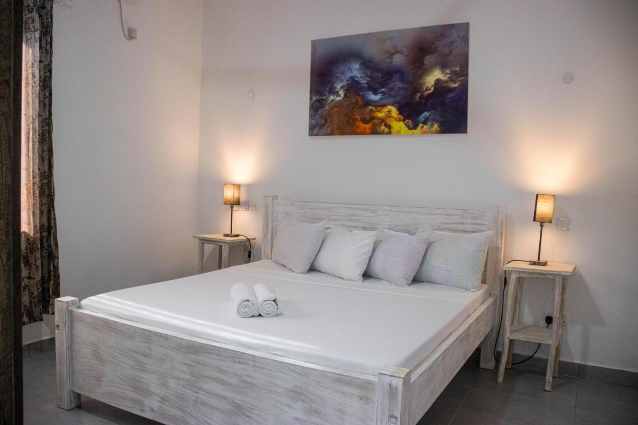 4 U Luxury Bungalows Diani Diani Beach Exterior foto
